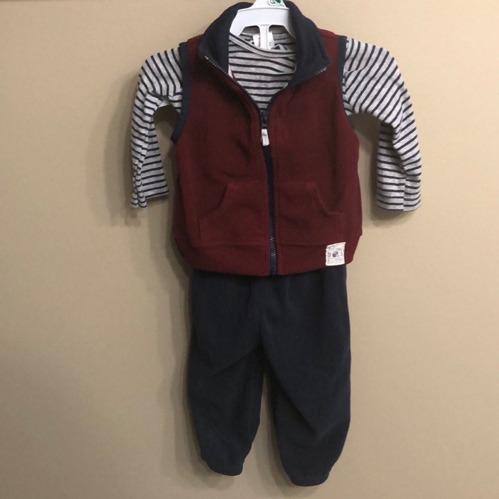 Carter’s 3 piece set 9 months